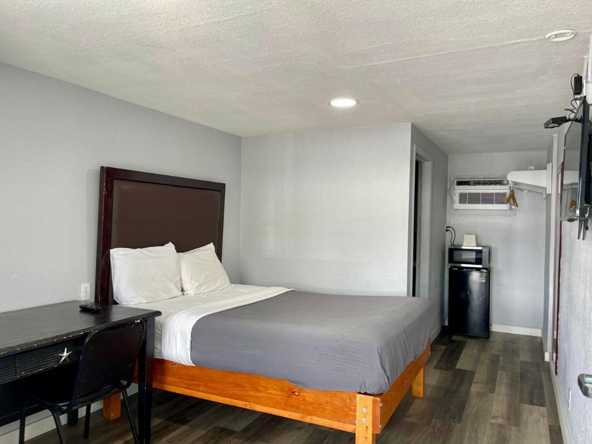 The L Motel Downtown/NAU Conference Center - image 3