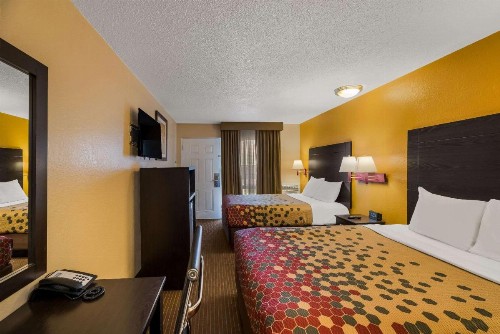 Rodeway Inn Flagstaff-Downtown - image 26