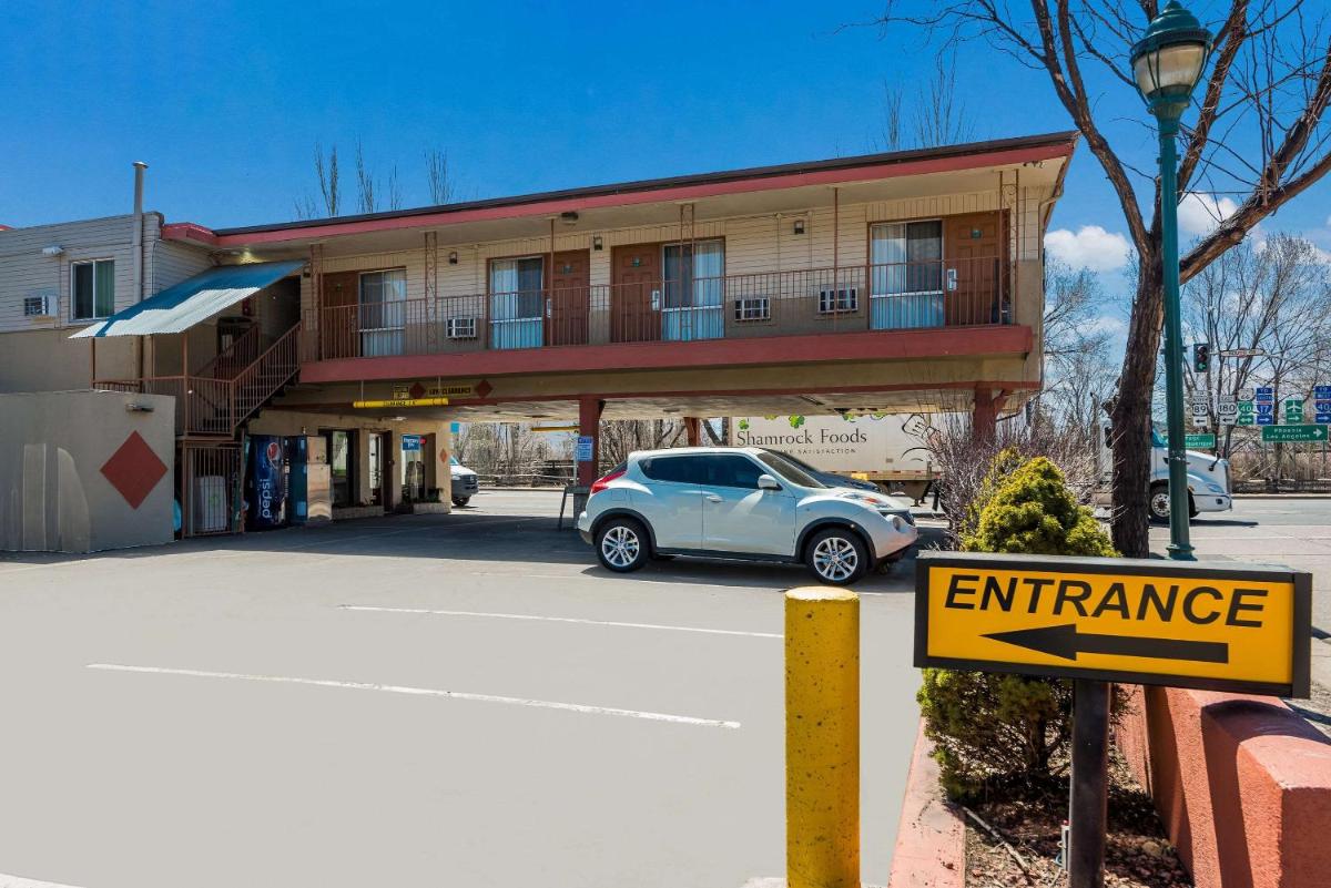 Rodeway Inn Flagstaff-Downtown - image 4