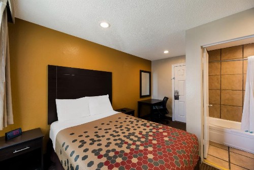 Rodeway Inn Flagstaff-Downtown - image 43