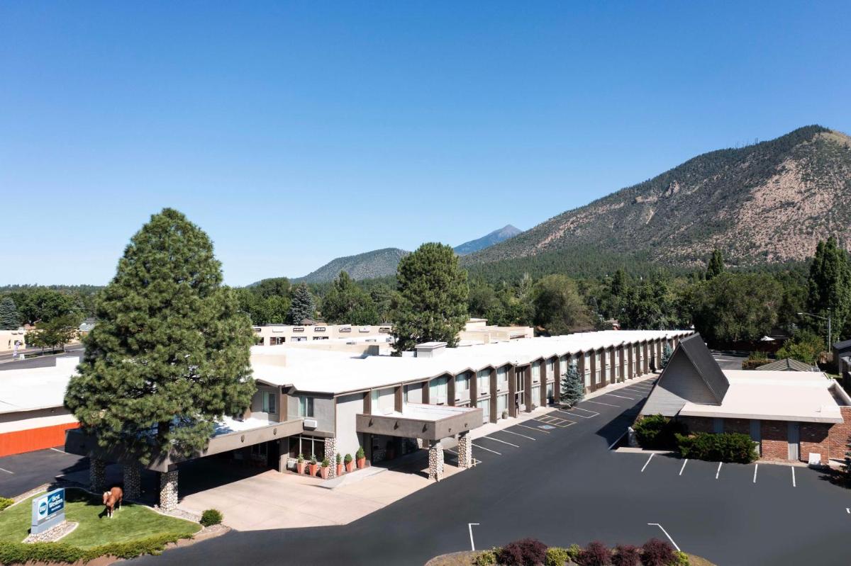 Best Western Pony Soldier Inn & Suites - main image