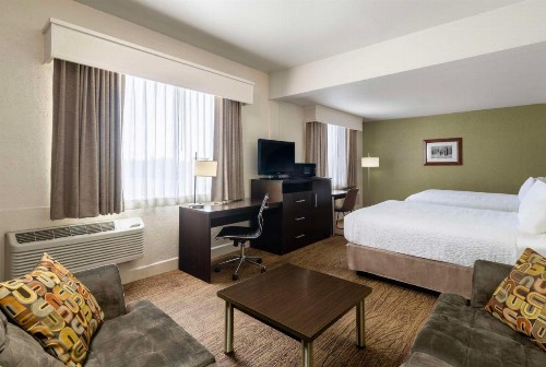 Best Western Pony Soldier Inn & Suites - image 23