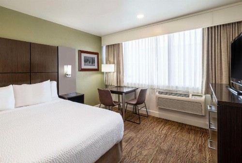 Best Western Pony Soldier Inn & Suites - image 25