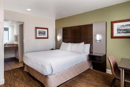 Best Western Pony Soldier Inn & Suites - image 26