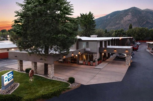Best Western Pony Soldier Inn & Suites - image 33