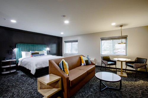 Days Inn by Wyndham Flagstaff I-40 - image 29