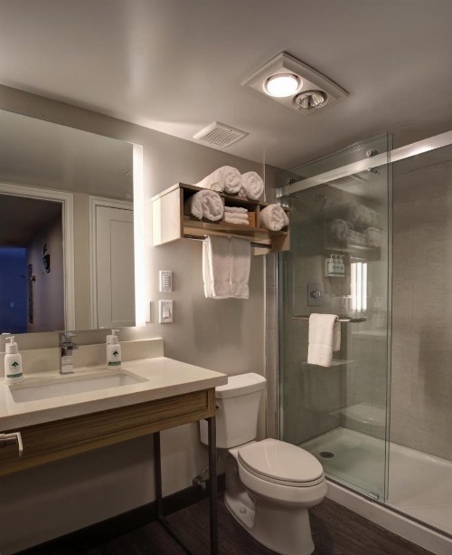 GreenTree Inn Flagstaff - image 10