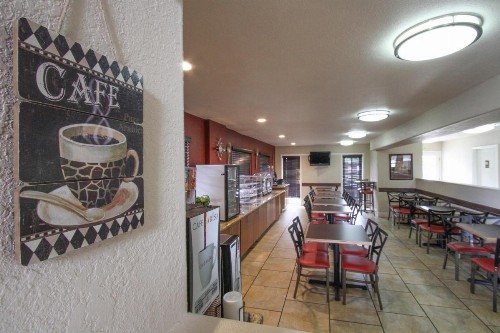 GreenTree Inn Flagstaff - image 15