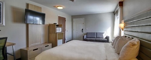 GreenTree Inn Flagstaff - image 3