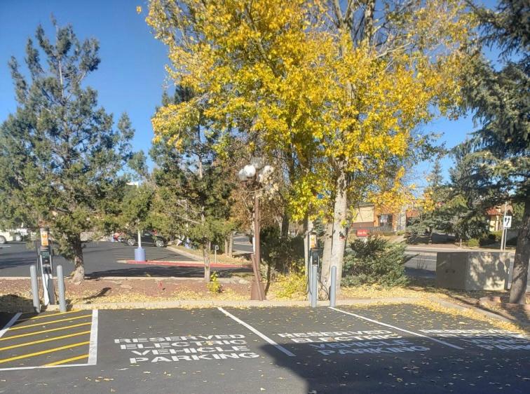 GreenTree Inn Flagstaff - image 6