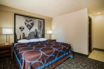Super 8 by Wyndham Flagstaff - image 14