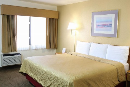 Highland Country Inn Flagstaff - image 6