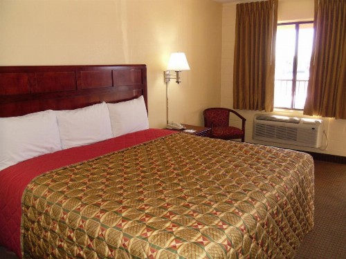 Budget Inn Flagstaff - image 18