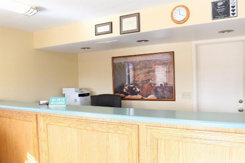 Budget Inn Flagstaff - image 19