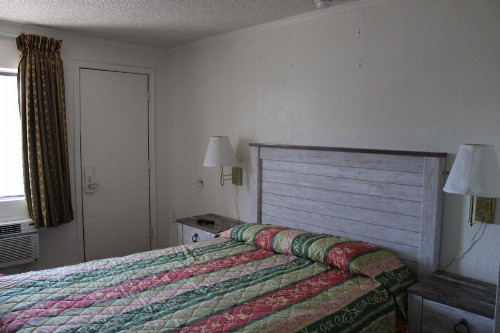 Flagstaff Motel - image 7