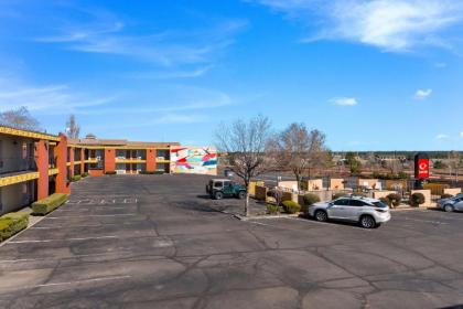 Econo Lodge Flagstaff Route 66 - image 10