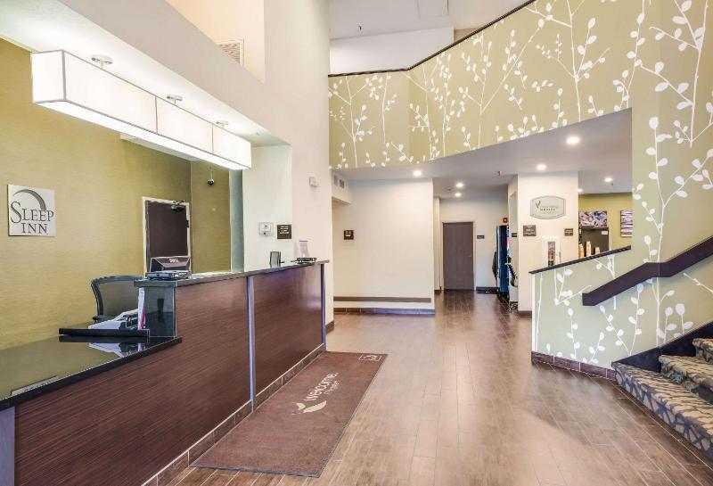 Sleep Inn Flagstaff - image 7