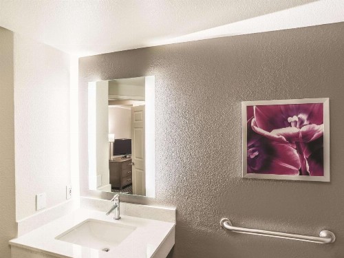 La Quinta by Wyndham Flagstaff - image 25