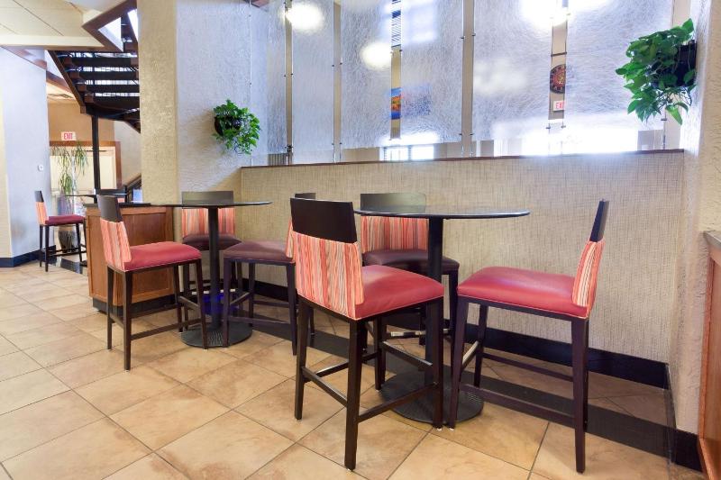 Drury Inn & Suites Flagstaff - image 5