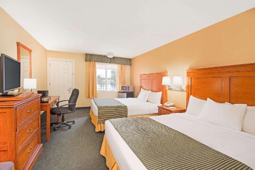 Ramada by Wyndham Flagstaff East - image 22