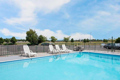 Ramada by Wyndham Flagstaff East - image 26