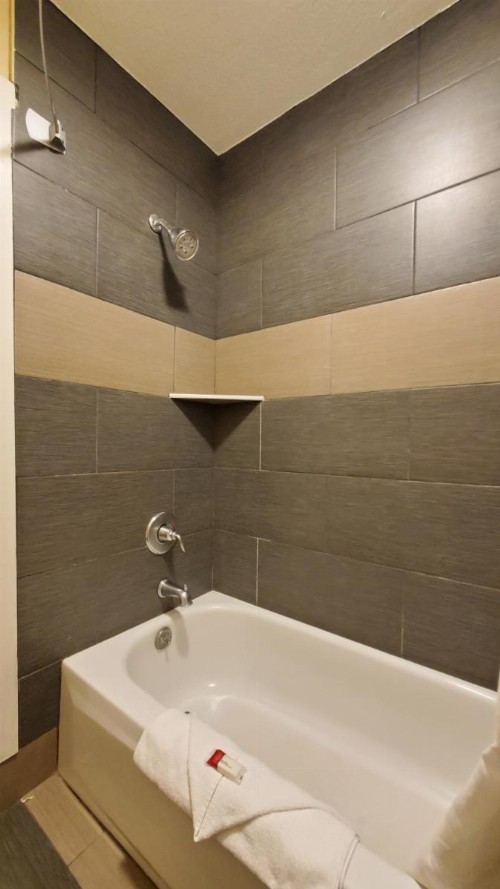 Ramada by Wyndham Flagstaff East - image 45