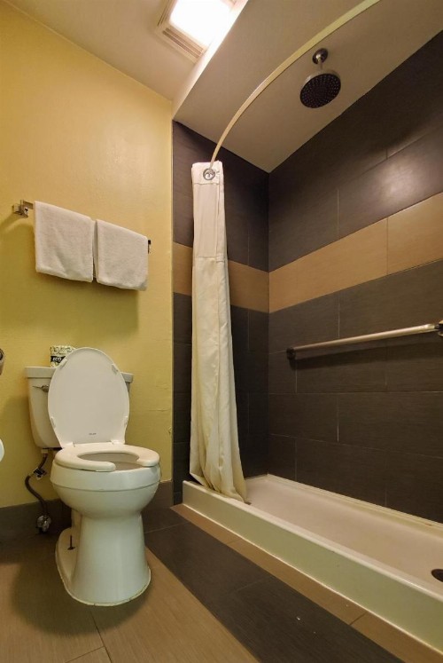 Ramada by Wyndham Flagstaff East - image 47
