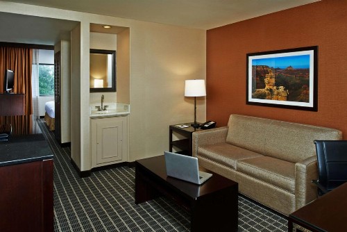 DoubleTree by Hilton Hotel Flagstaff - image 32