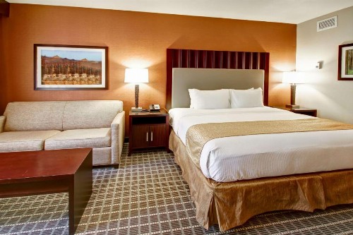 DoubleTree by Hilton Hotel Flagstaff - image 33