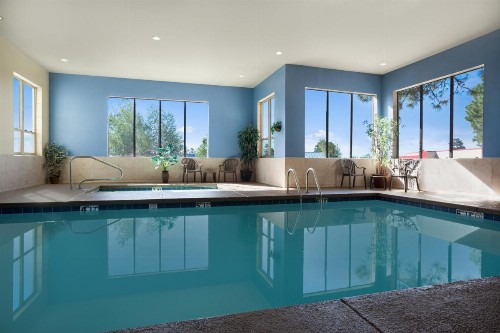Days Inn & Suites by Wyndham East Flagstaff - image 23