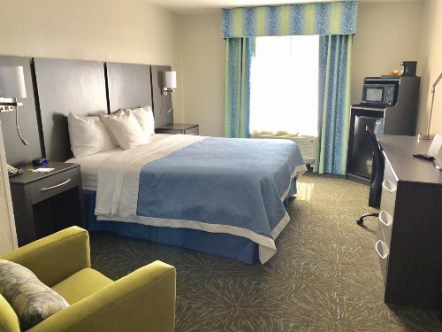 Days Inn & Suites by Wyndham East Flagstaff - image 26