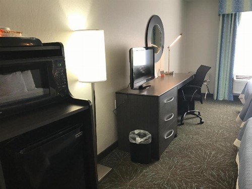 Days Inn & Suites by Wyndham East Flagstaff - image 29