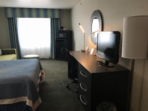 Days Inn & Suites by Wyndham East Flagstaff - image 8