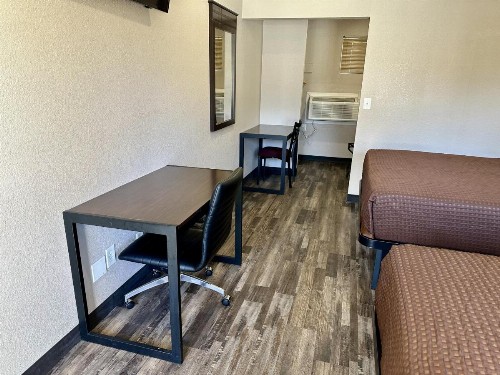 Budget Host Inn NAU / Downtown Flagstaff - image 18