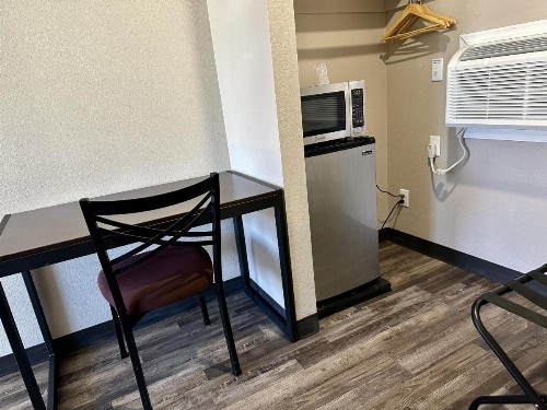 Budget Host Inn NAU / Downtown Flagstaff - image 24