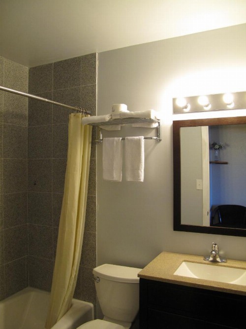 Budget Host Inn NAU / Downtown Flagstaff - image 40