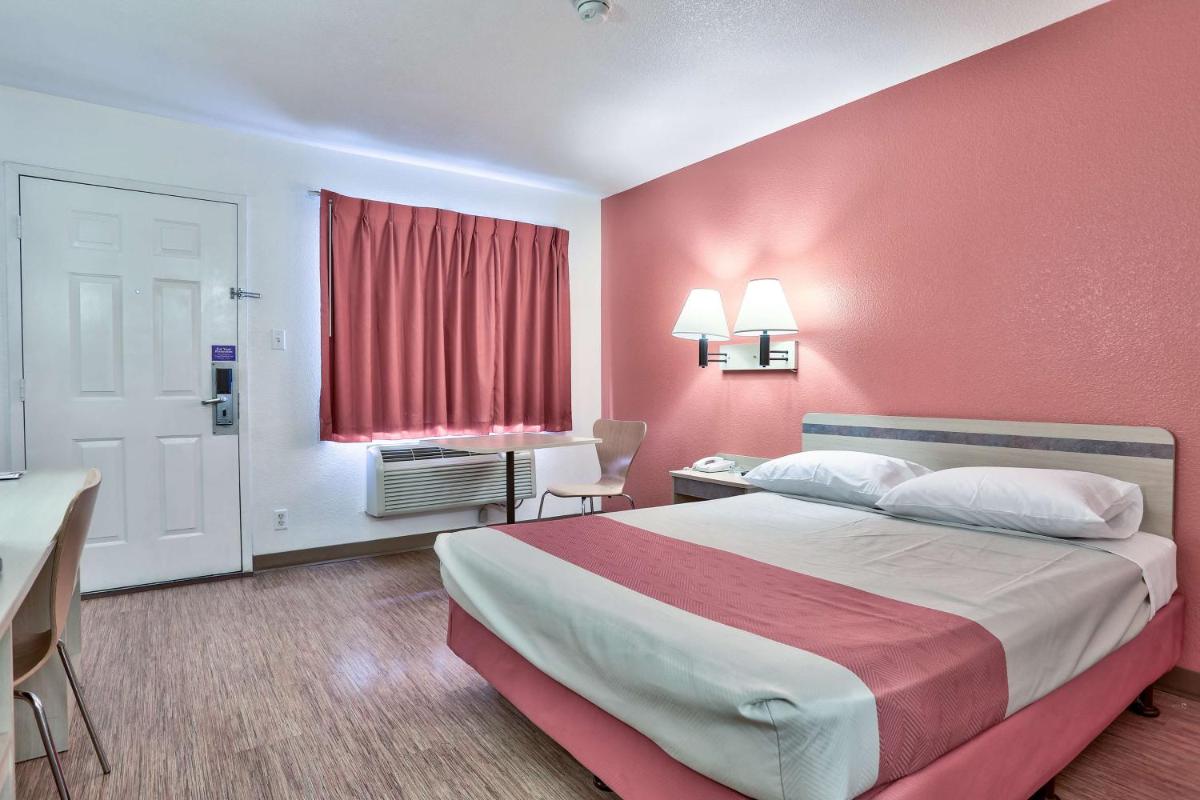 Motel 6-Flagstaff AZ - West - Woodland Village - image 3