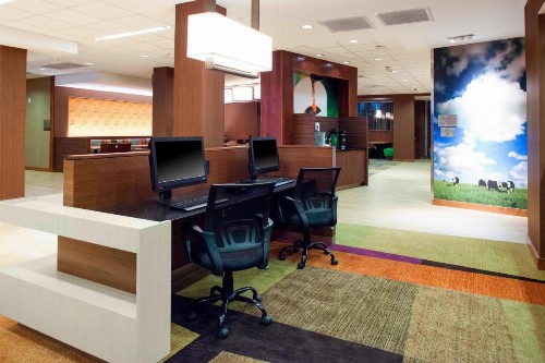 Fairfield Inn & Suites by Marriott Flagstaff East - image 14