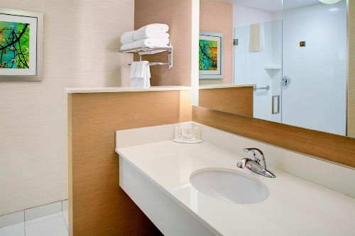 Fairfield Inn & Suites by Marriott Flagstaff East - image 3