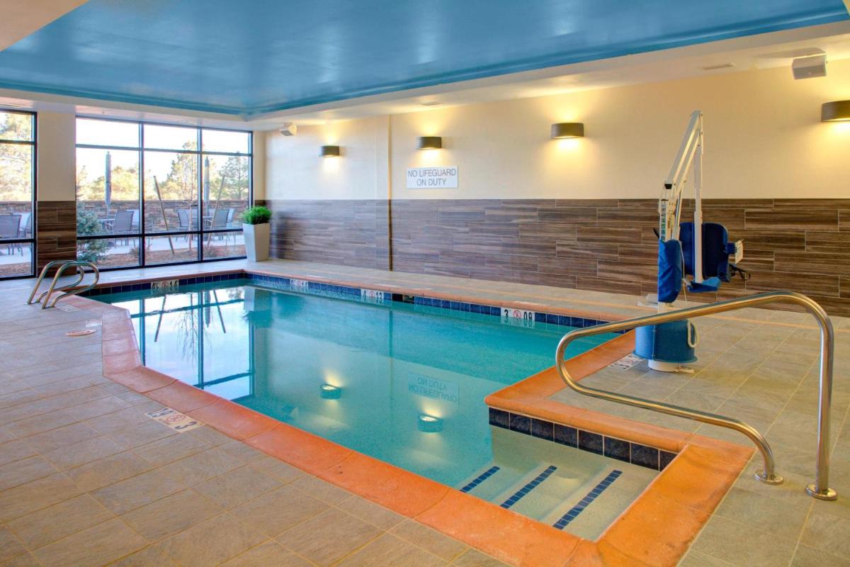 Fairfield Inn & Suites by Marriott Flagstaff East - image 4