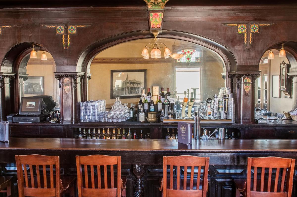 Weatherford Hotel - image 3