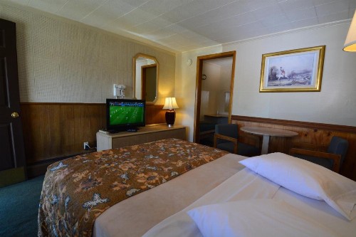 Western Hills Motel - image 10