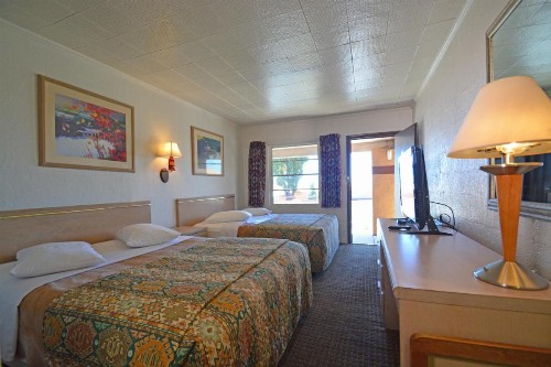 Western Hills Motel - image 3