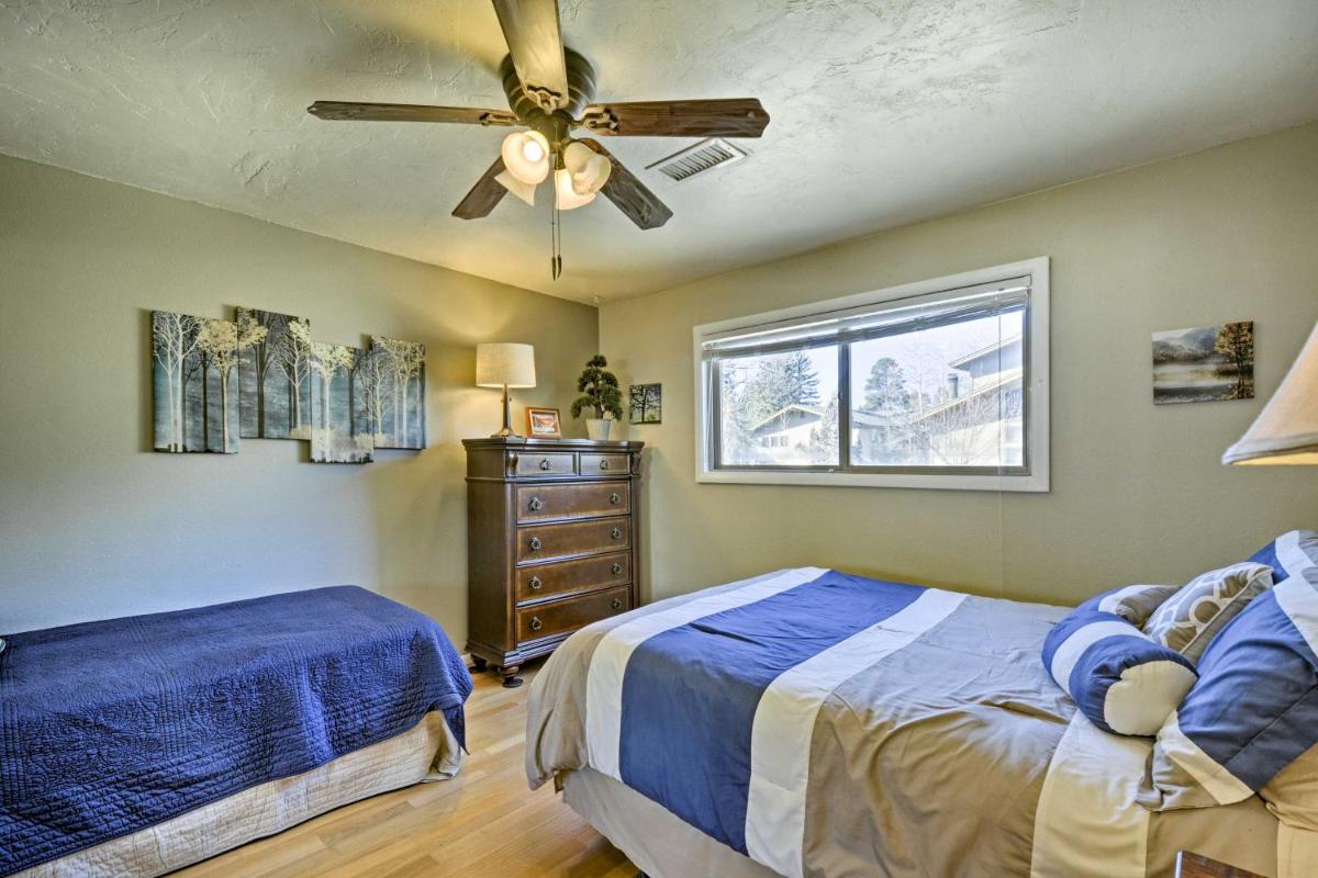 Flagstaff Townhome - Walk to Country Club - Pools! - image 2