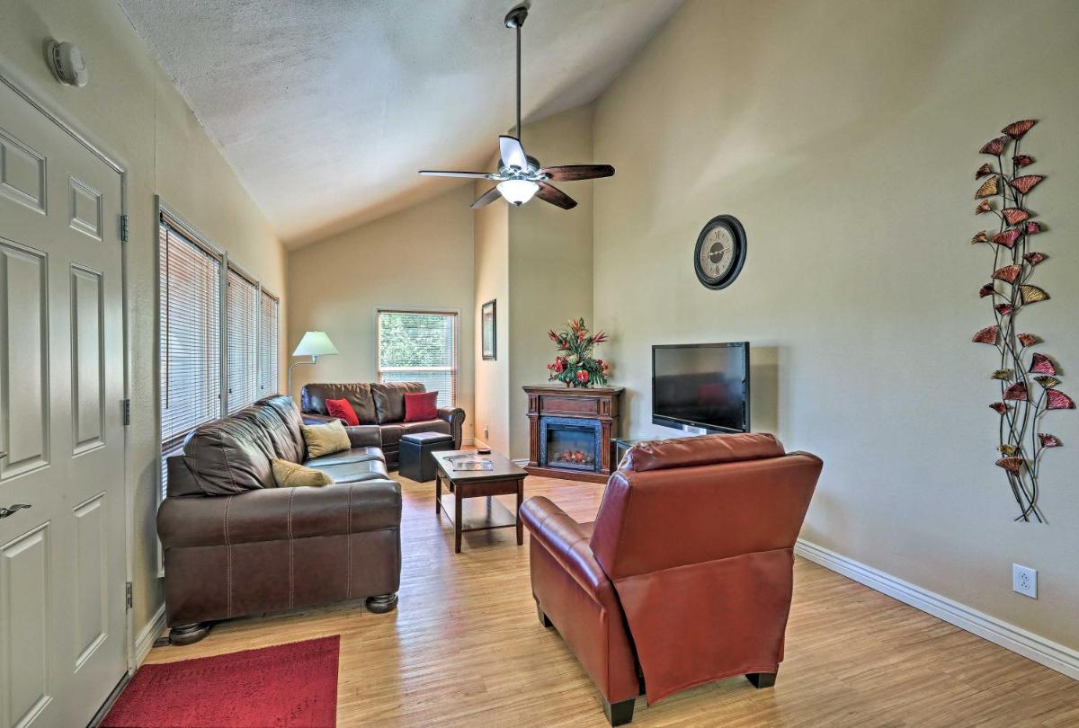 Flagstaff Townhome with Deck Easy Access Downtown! - image 5
