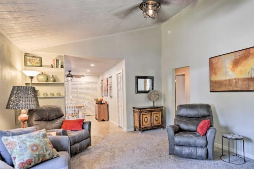 Coconino National Forest Home with Deck and Yard! - image 10
