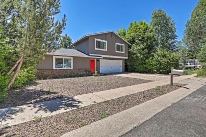 Home with Mountain View Mins to Downtown and Snowbowl - image 9