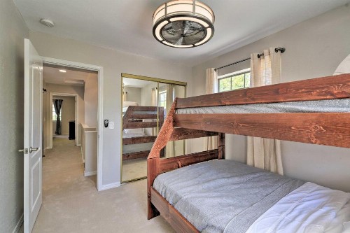Modern Flagstaff Home with BBQ Walk Downtown! - image 12