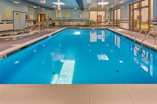 Hampton Inn Flemington - image 12