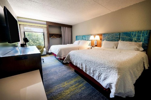 Hampton Inn Flemington - image 14